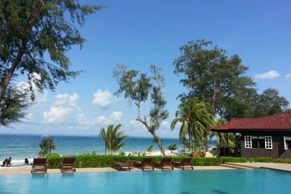 Hidden Gems Malaysia: 4 Pulau Tersembunyi yang Wajib Anda Jelajahi pulau tinggi johor landscape