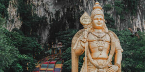 Pesona Batu Caves; Perpaduan Keindahan Alam dan Budaya di Selangor
