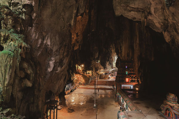 batu caves landscape3