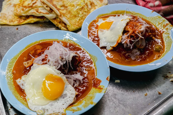 Jelajah Rasa di Penang: Destinasi Kuliner Ikonik yang Tak Pernah Kehilangan Pesona roti canai gemas road 3landscape